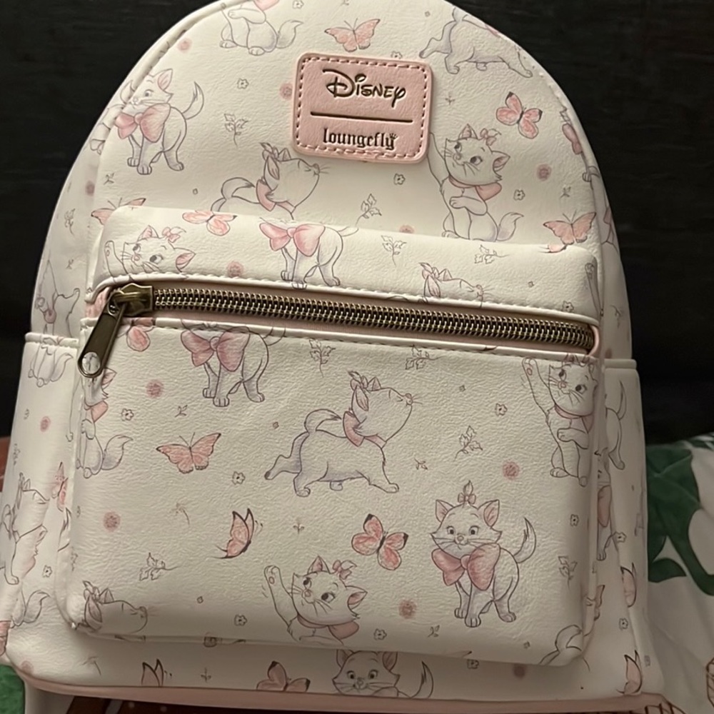 Marie Lounge fly bag
